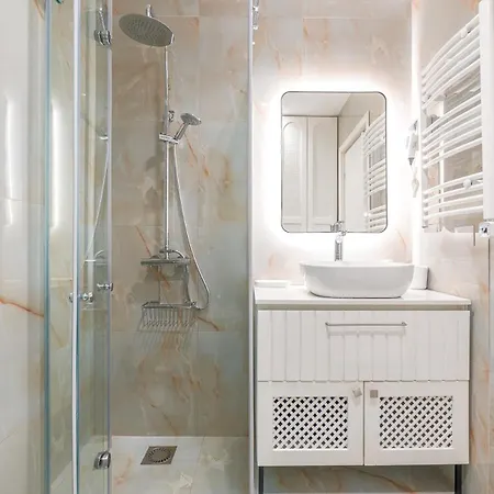 Διαμέρισμα Luxury 1br Apartment, Private Garden, San Pietro