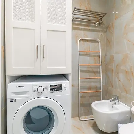 Lägenhet Luxury 1br Apartment, Private Garden, San Pietro