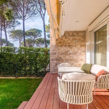 Luxury 1br Apartment, Private Garden, San Pietro