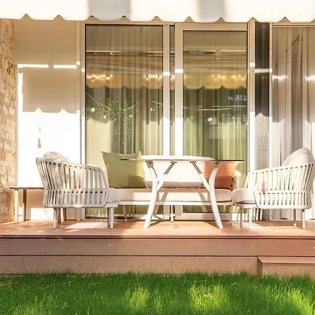 Luxury 1br Apartment, Private Garden, San Pietro * Durrës