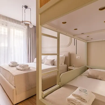 Luxury 1br Apartment, Private Garden, San Pietro